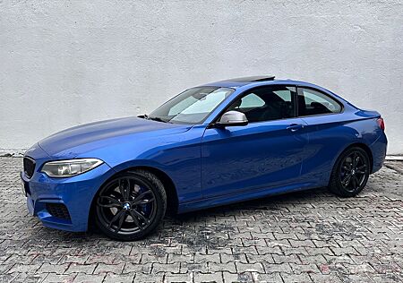 BMW M235i Coupe/Kamera/LED/Leder/HiFi/Shadow-Line