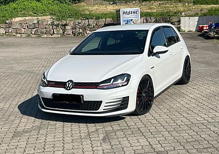 VW Golf Volkswagen 2.0 TSI DSG BMT GTI Performance GTI Per...