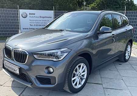 BMW X1 xDrive 18d Panoramadach AHK HiFi Navi Sports!