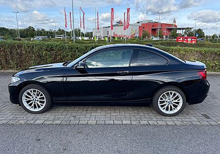 BMW 218d Coupé Sport Line Sport Line
