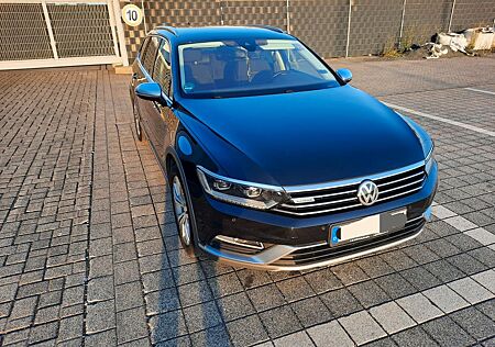 VW Passat Alltrack Volkswagen 2.0 TDI SCR 140kW DSG 4MOT A...