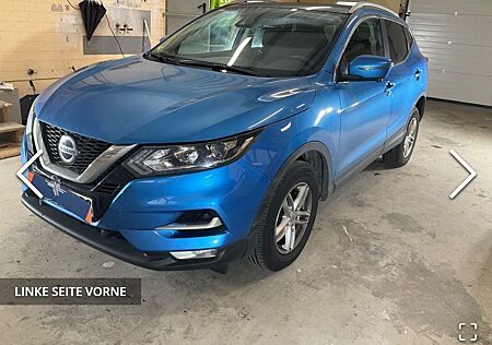 Nissan Qashqai 1.7 dCi N-Connecta 4x4 Navi Pano 360° W