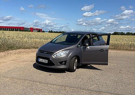 Ford C-Max 1,6 EcoBoost 110kW Titanium Titanium