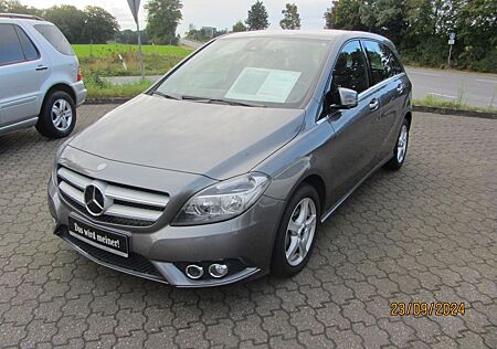 Mercedes-Benz B 200 CDI Sportpaket NAVI Totw.+Spur Ass. 1.Hd.