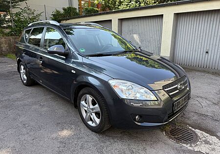 Kia Cee'd Sportswagon ,1.HAND,SCHECKHEFT,SHZ,TÜV,KLIM
