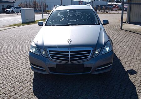 Mercedes-Benz E 220 E -Klasse T-Modell CDi