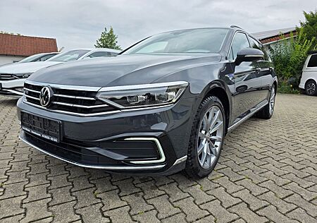 VW Passat Variant Volkswagen Passat Var GTE AHK Matrix Memory 360°C Side Digi
