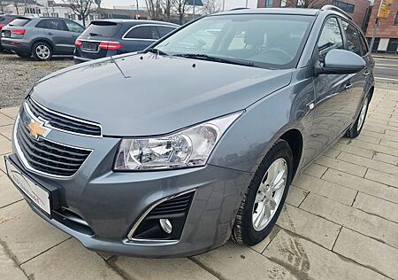 Chevrolet Cruze Station Wagon LT+ Navi RFK
