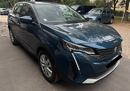 Peugeot 3008 1.2 Puretech Aut. LED 11300,- netto Exp.