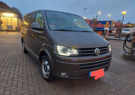 VW T5 Multivan Volkswagen Highline