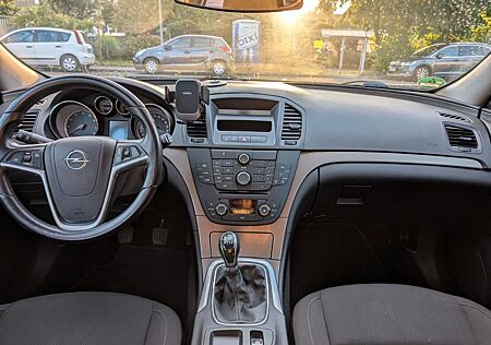 Opel Insignia 1.8