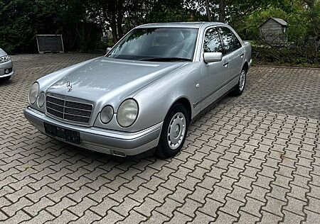 Mercedes-Benz E 240 /Tüv 07/26