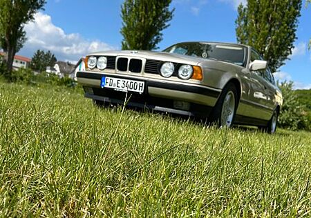 BMW 525ia e34