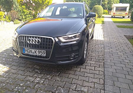 Audi Q3 2.0 TFSI quattro - Inkl. Winteralus