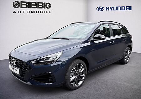 Hyundai i30 cw 1.5 Advantage SHZ KAMERA NAVI LED PANO
