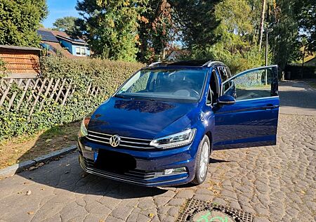 VW Touran Volkswagen 2.0 TDI SCR 140kW DSG Highline Highline