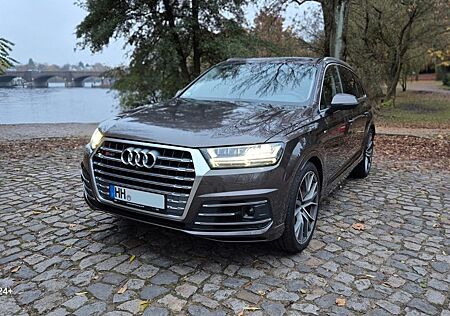 Audi SQ7 4.0 TDI 1. Hand Vollausstattung 7-Sitzer