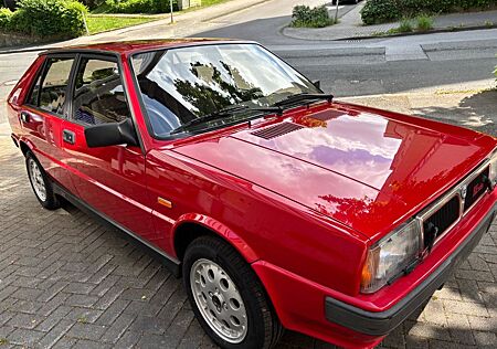 Lancia Delta HF Turbo 1.6 Original zustand Rost Frei