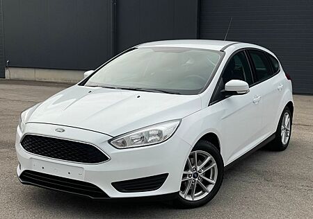 Ford Focus 1.5 TDCi Lim.Trend EU-6,NAVI,netto 6500,e