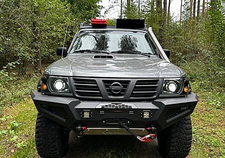 Nissan Patrol 3.0li Di Y61 Comfort 118 kW/160 PS