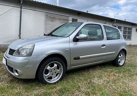 Renault Clio Sportlicher . TÜV+Reifen+Inspektion fast Neu