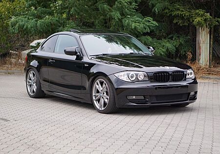 BMW 120i Coupé - E82