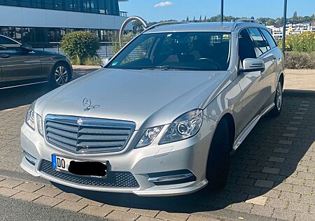 Mercedes-Benz E 220 E220 CDI T-Modell Avantgarde AMG Packet