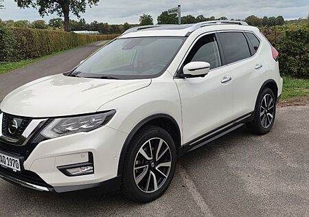 Nissan X-Trail TEKNA 1.6 DIG-T TEKNA 7Sitzer sehr gepfl