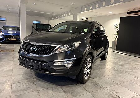 Kia Sportage Spirit 2WD *Pano*Navi*AHK*Tempo*Kamera