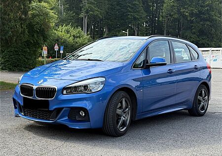 BMW 2er 220 Active Tourer 220d - Nah Vollaustattung