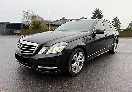 Mercedes-Benz E 220 CDI T-Modell AVANTGARDE/NAVI/SHZ/XENON/ALU