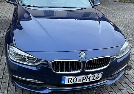 BMW 320d xDrive Touring Luxury Line Luxury Line