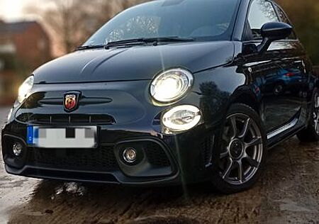 Abarth 595C 1.4 T-Jet 16V 70th Anniversary