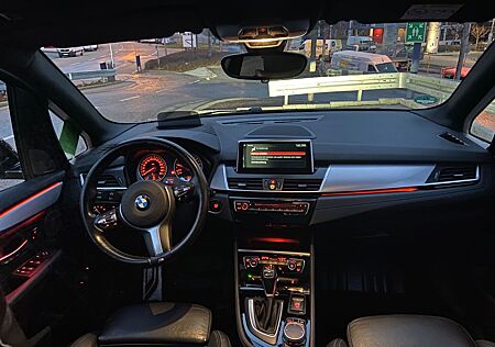 BMW 2er 225 Active Tourer 225xe iPerformance Steptro...