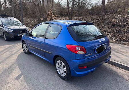 Peugeot 206 1.4 75 -