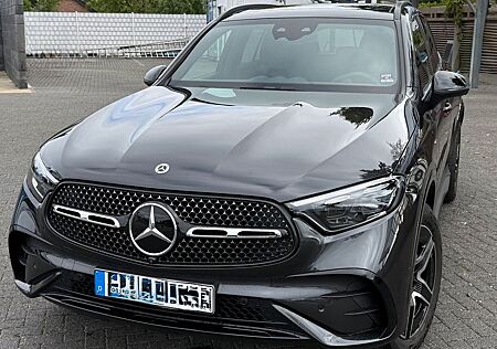 Mercedes-Benz GLC 300 de de AMG, HUD, Pano, AHK, Burme