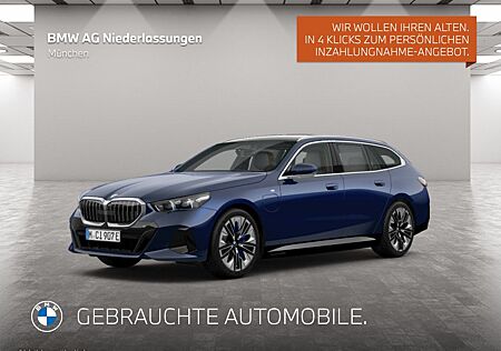 BMW 530e xDrive Touring M Sport AHK LiveCockpitProf