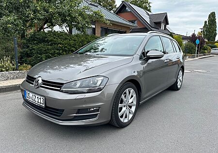 VW Golf Volkswagen 1.4 TSI 92kW Highline Var. XENON NAVI AHK