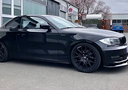 BMW 120i Coupé -