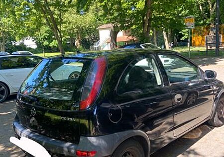 Opel Corsa 1.0 -