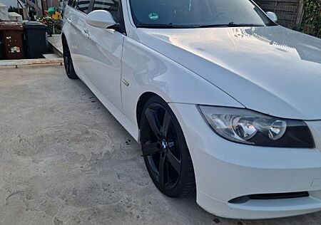 BMW 318d Touring -