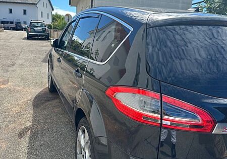 Ford S-Max 2,0 TDCi 120kW DPF Titanium S PowerShi...