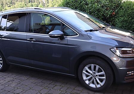 VW Touran Volkswagen 2.0 TDI Highline PANO-SD*LED*NAVI*ACC*SHZ