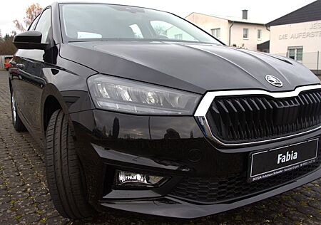 Skoda Fabia Selection,SHZ, ALU, RFK, PDC, 5J Garantie