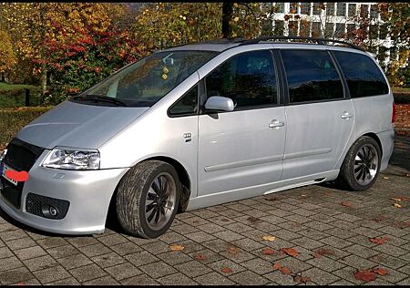 VW Sharan Volkswagen 2.8 V6 tiptronic Highline Highline