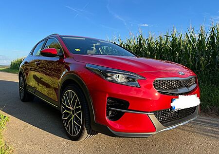 Kia XCeed 1.6 T-GDI DCT Spirit 1. Hand