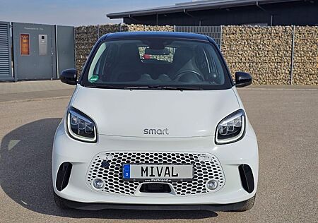 Smart ForFour drive/EQ Exclusive/LED/Panorama/Kamera