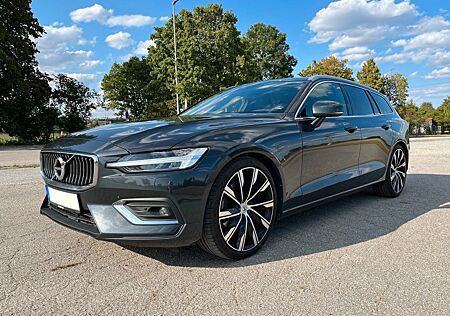 Volvo V60 T6 Inscription, AWD, HUD, Pano