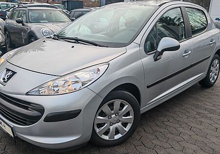 Peugeot 207 Tendance 1.4i Klima 2-te Hand Deutsches Auto