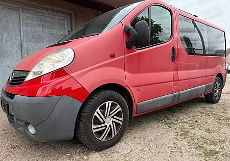 Opel Vivaro / 1.Hand / 2.5CDTI / L2H1